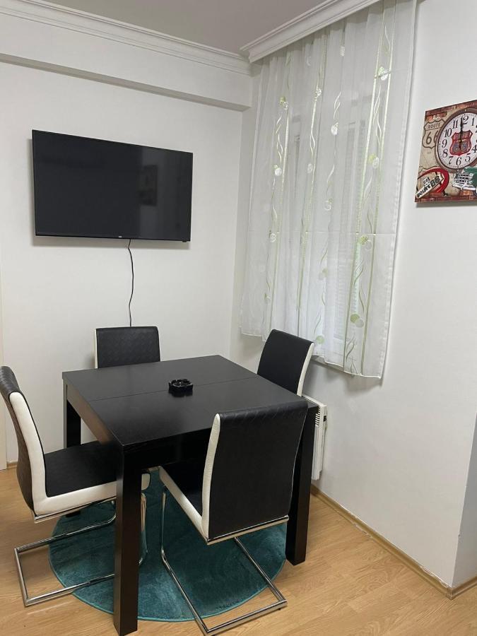 Simikic Z Apartment บิเยลยินา ภายนอก รูปภาพ